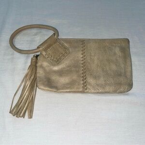 Hobo International SABLE Wristlet Tan